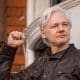 “Hell, no!” Julian Assange wijst spionageschikking met de VS af
