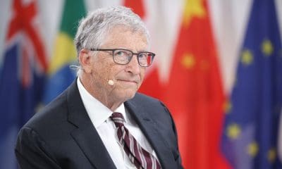 Wat moet ‘vaccinexpert’ Bill Gates met zoveel grond?